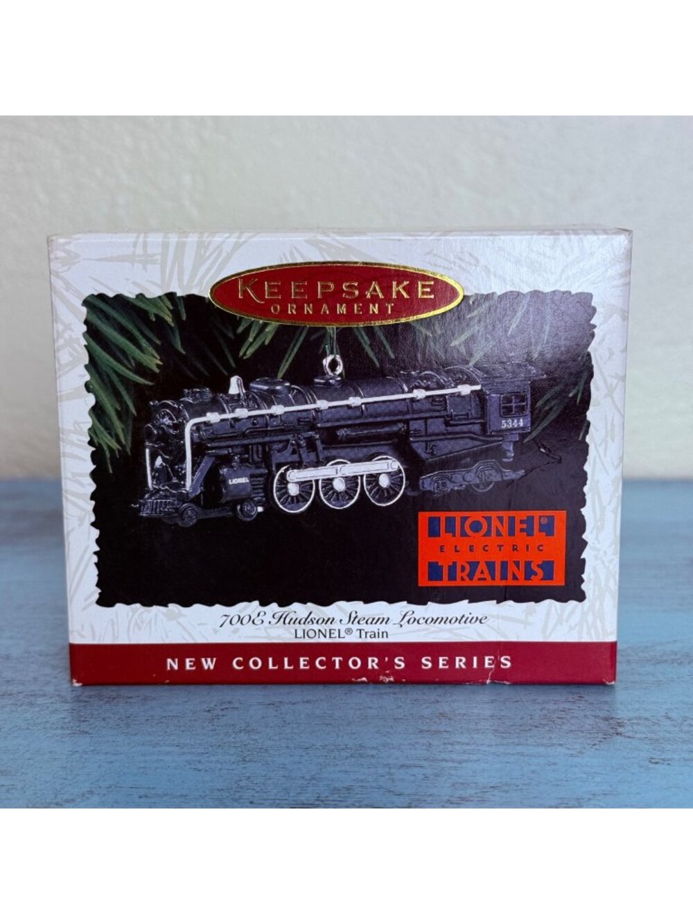 Hallmark Keepsake Ornament 1996 Lionel 700E Hudson Steam Locomotive NIB